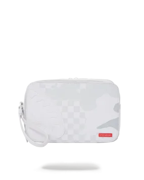 3AM LE BLANC TOILETRY BAG