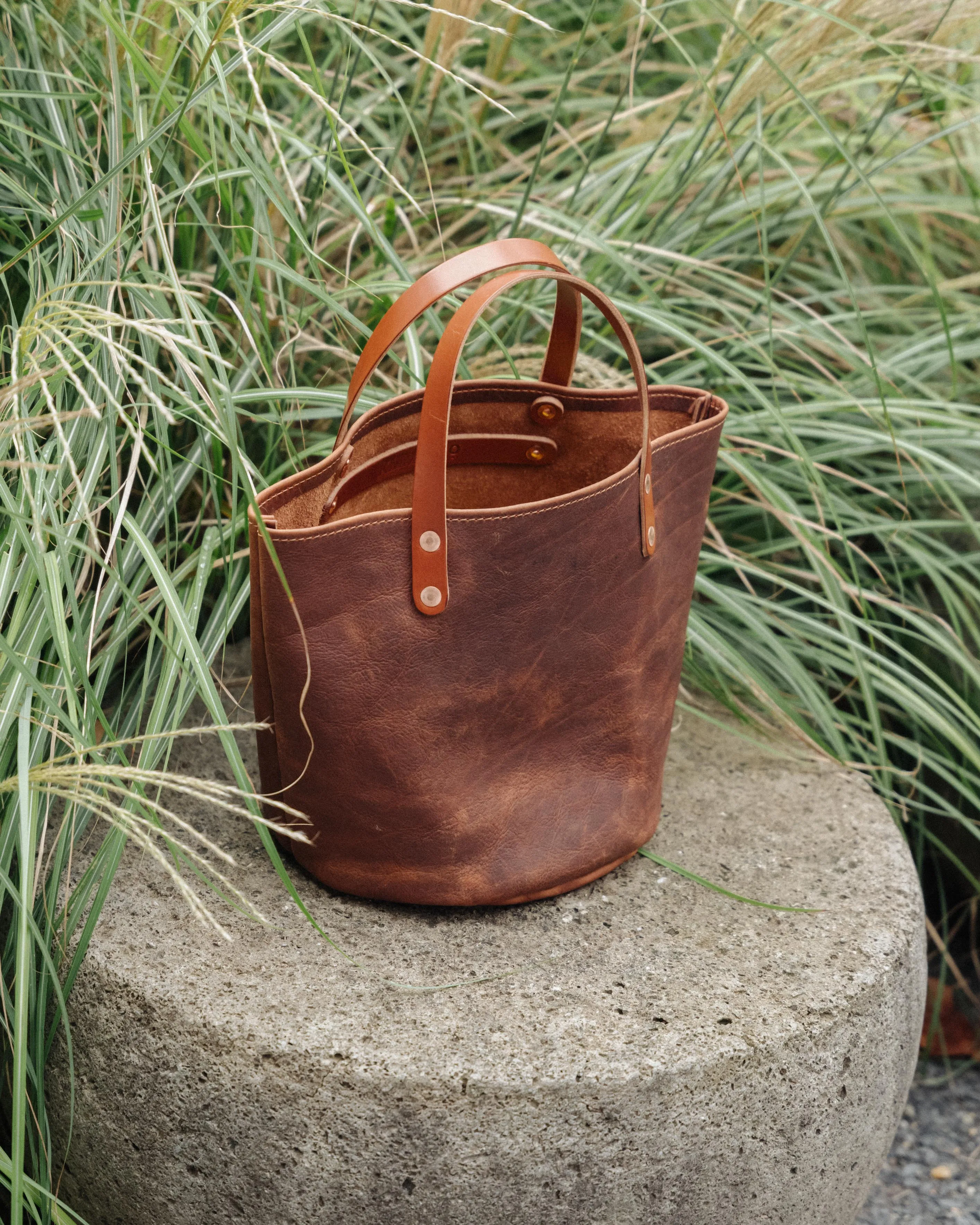 Black Kodiak Bucket Tote