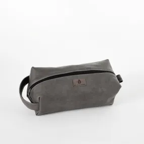 Charles Leather Toiletry Kit