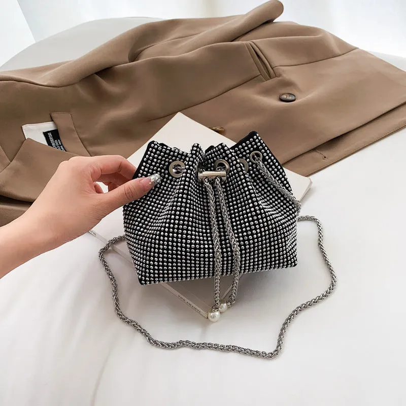 CL929 - Diamond Bucket Bag