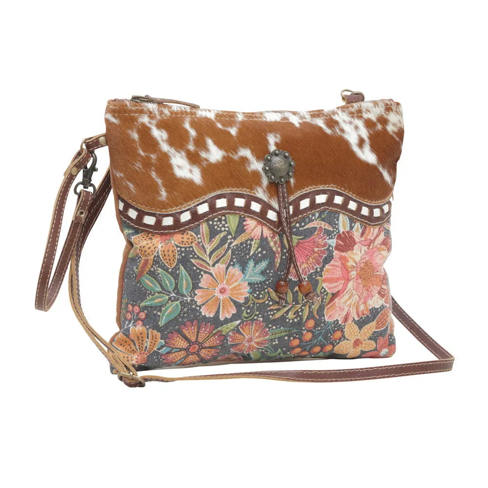 Dusa Small & Crossbody Bag