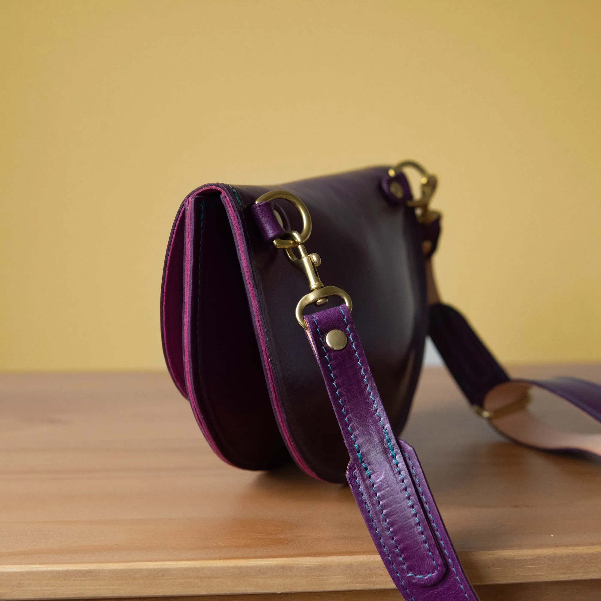 Eloise Crossbody in Violet