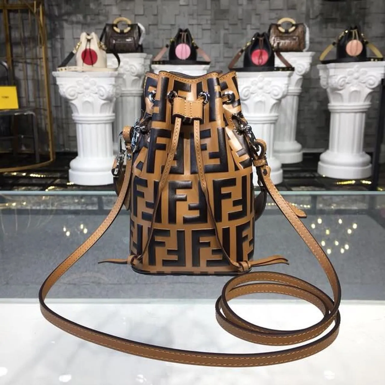 FI Mon Tresor Bucket Bag Brown/Black For Women, Women&#8217;s Handbags, Shoulder And Crossbody Bags 7in/18cm FF 8BS010A659F13VK