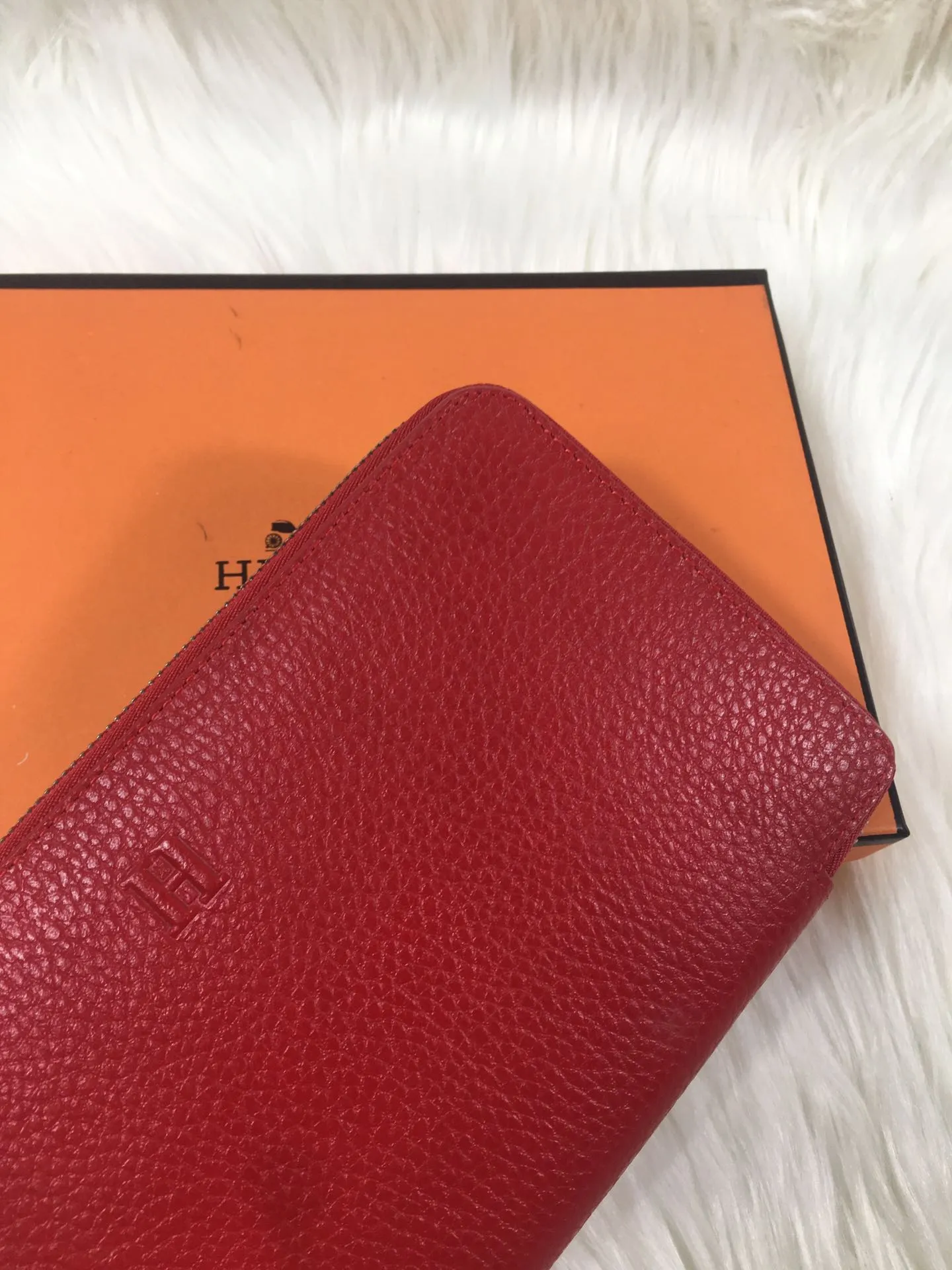 HM SILK'IN CLASSIC WALLET 20 APPLE GRAINED CALFSKIN