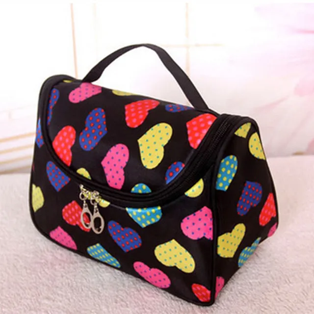 QICAI.YANZI neceser Dot Cosmetic Bag Lady Travel Organizer Accessory Toiletry Zipper 2017 Hot Sale Makeup Bag Holder Bag S386