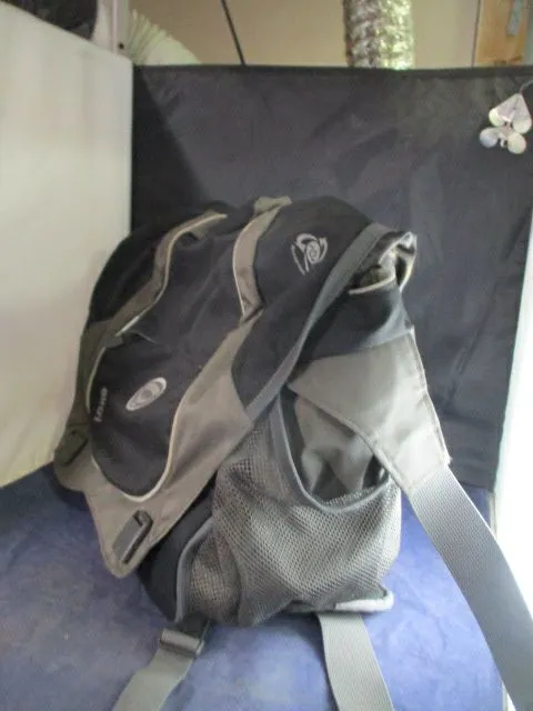 Used Osprey Resource Messenger Laptop Bag - small inside wear