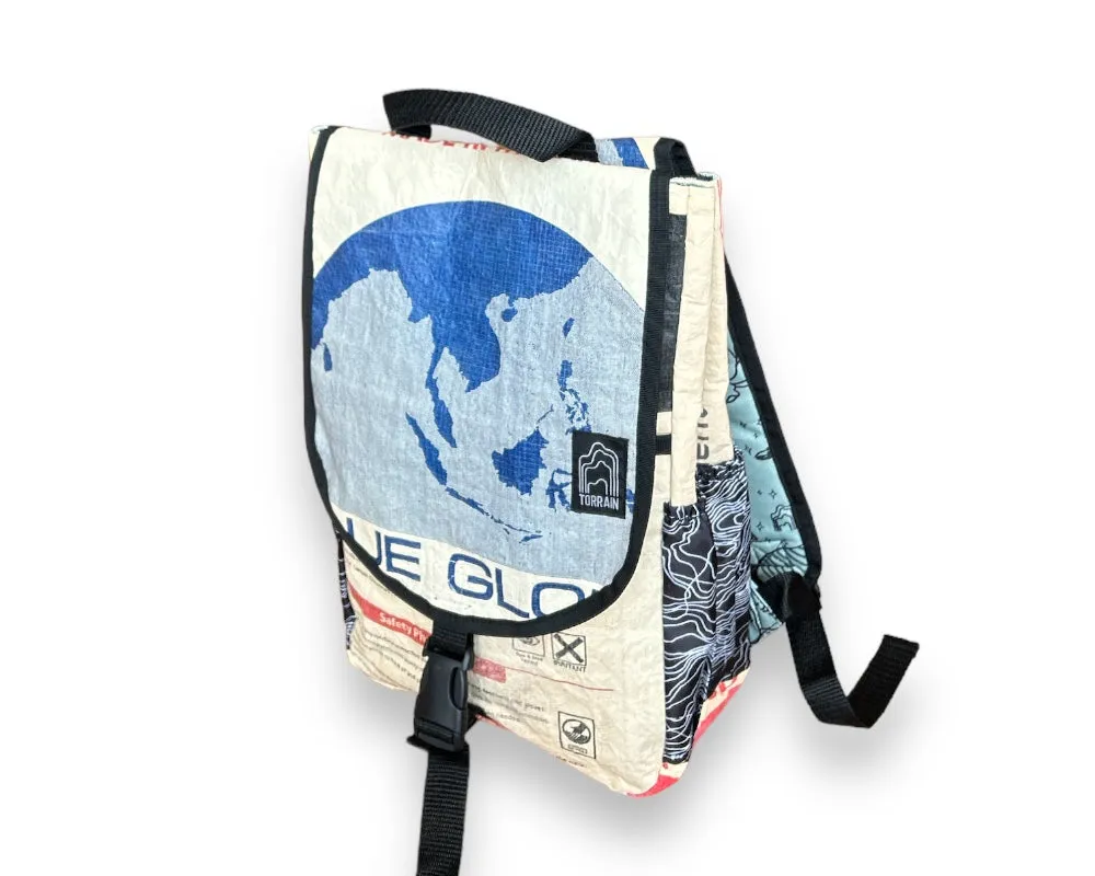 Venture Pack: Eco-Conscious Style Meets Everyday Functionality